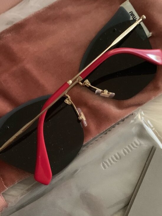 ?✨✨? New miu miu Sunglasses ?